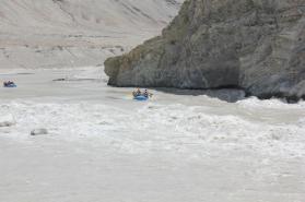 the lead raft approaching the grade 5 rapid!